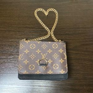 Louis Vuitton Crossbody/Shoulder Purse